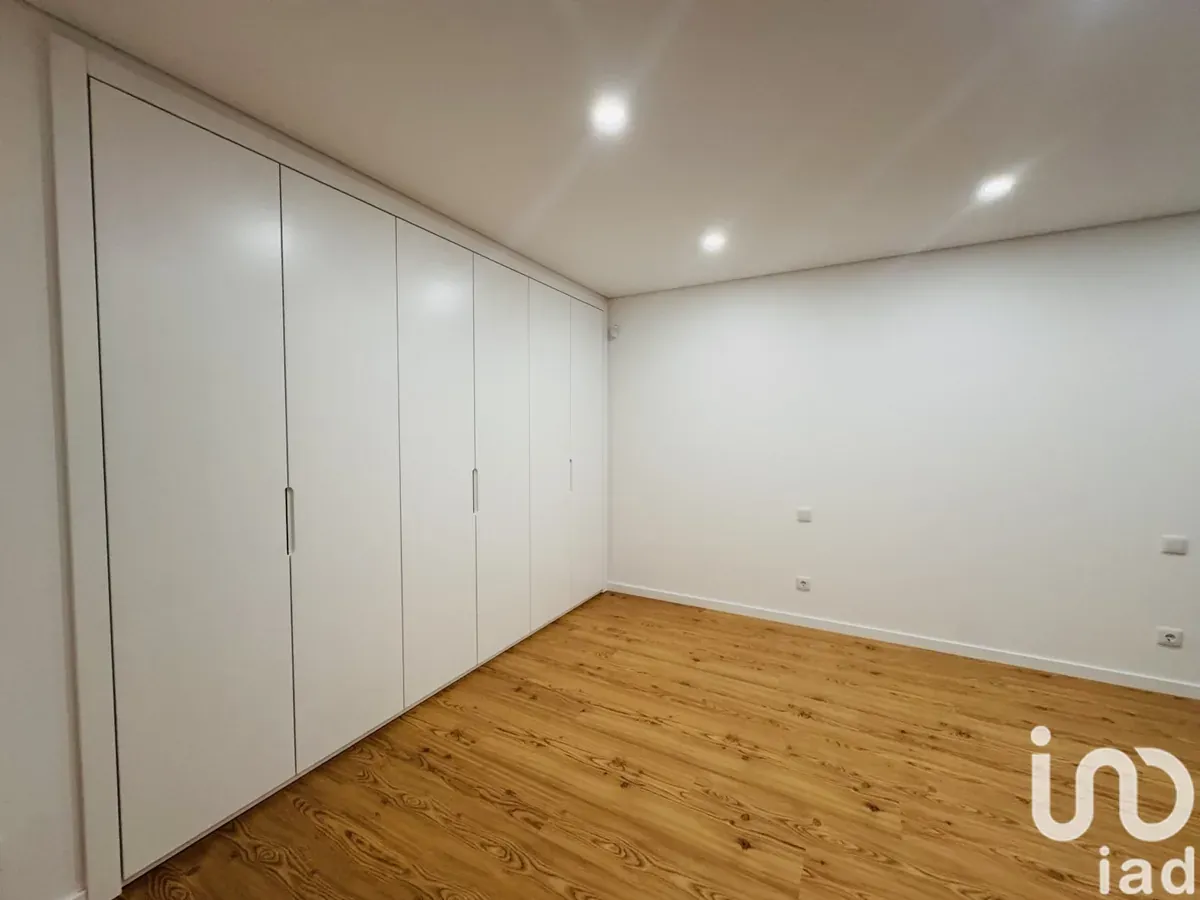 Nowa willa z basenem i garażem w Fernão Ferro (Seixal) – zdjęcie 10