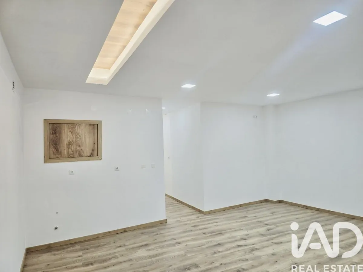 Odnowiony lokal w Setúbal – zdjęcie 9