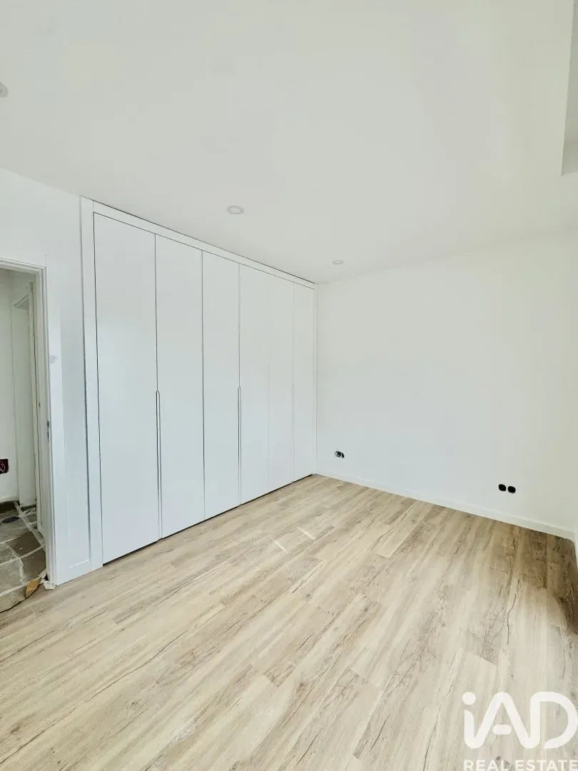 Nowy dom wolnostojący z basenem w Foros de Amora (Seixal) – zdjęcie 6