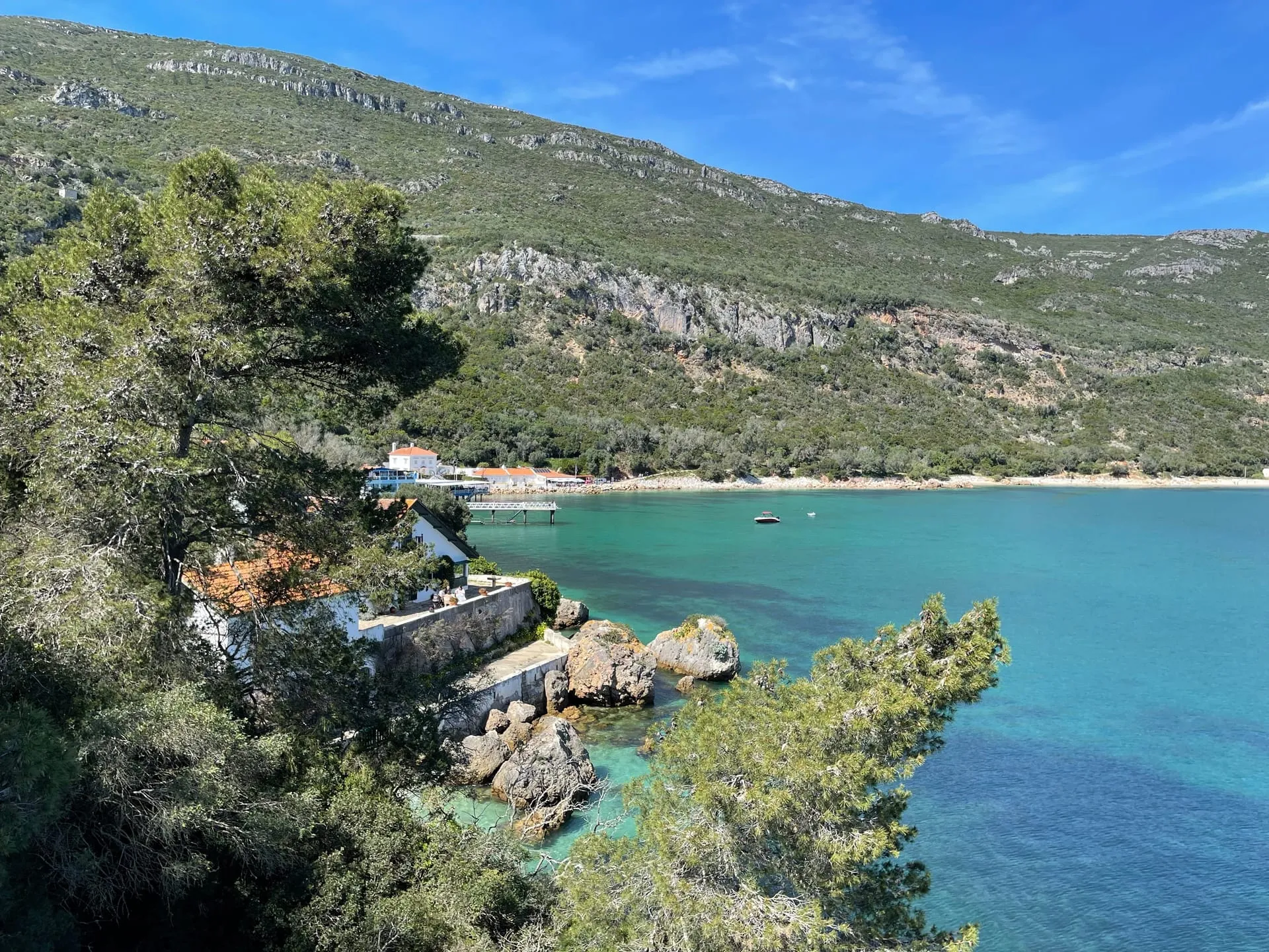 Sesimbra — Portugalia bez tłumów. Życie i nieruchomości